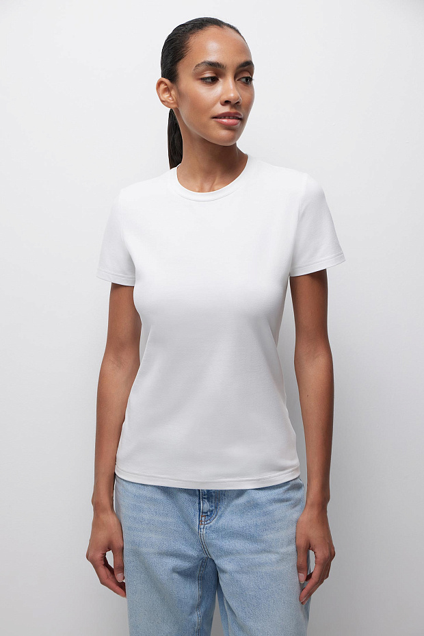 Футболка прилегающего силуэта (молочный)