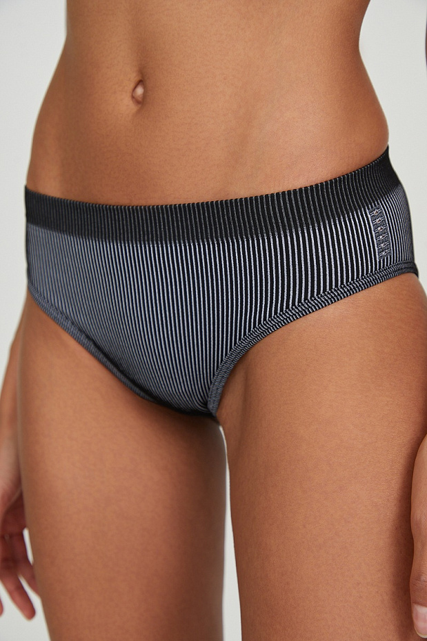 Трусы в двухцветный рубчик с низкой посадкой (черный)