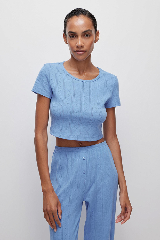 Укороченная футболка из ажурного трикотажа (васильковый)