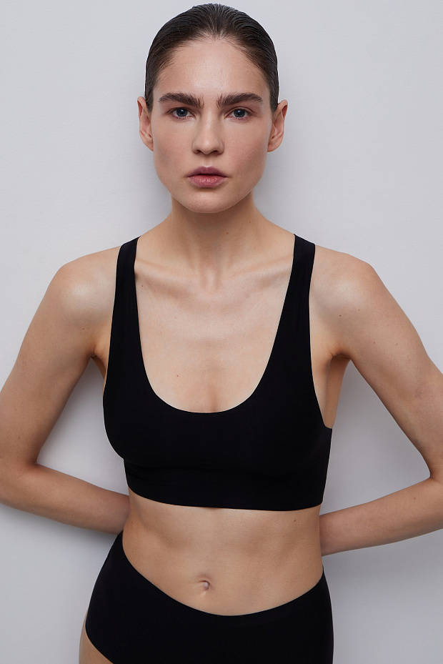 Топ с лазерным кроем Invisible (черный)