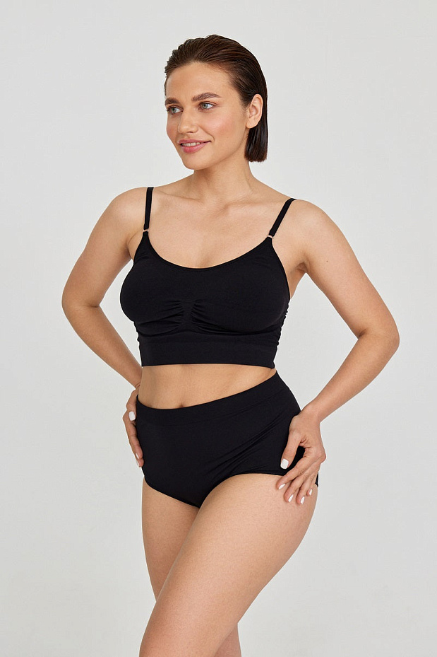 Топ на тонких бретелях с поддержкой (черный)