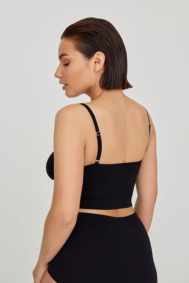 Топ на тонких бретелях с поддержкой (черный)