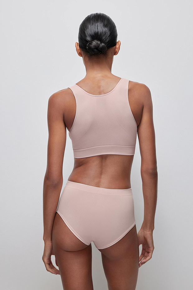 Топ на широких бретелях с V- образным вырезом до 4XL (пудрово-розовый)