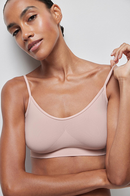 Топ на тонких бретелях до 4XL (пудрово-розовый)