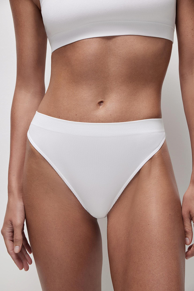 Трусы-стринги с высокой посадкой (белый)