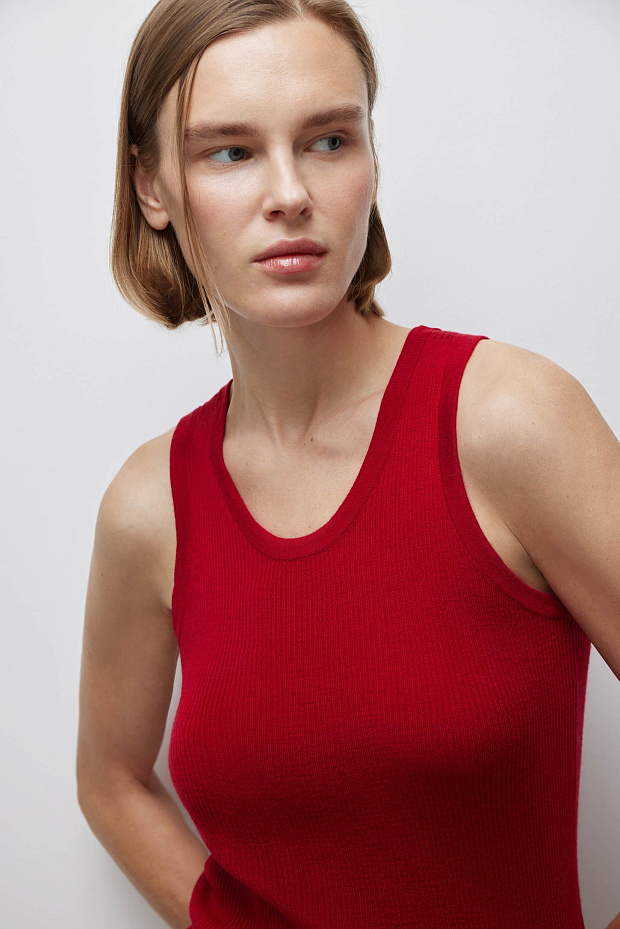 Майка вязаная в рубчик (бордовый)