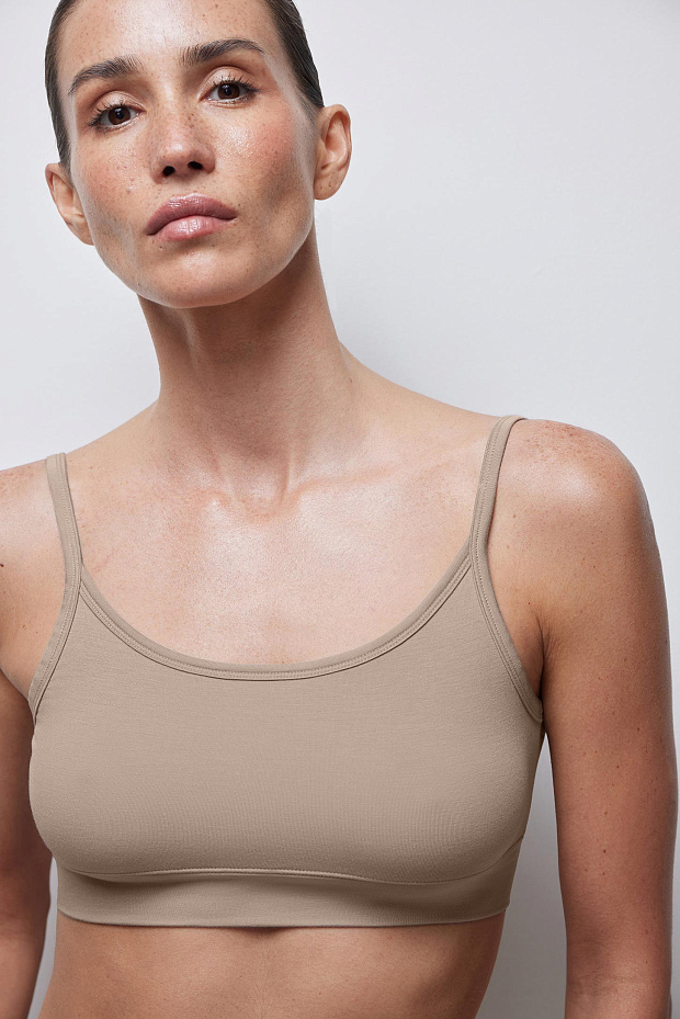 Топ на тонких бретелях из бамбука (бежевый)