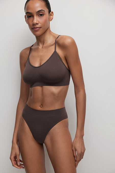 Трусы-стринги с низкой посадкой (шоколадный)