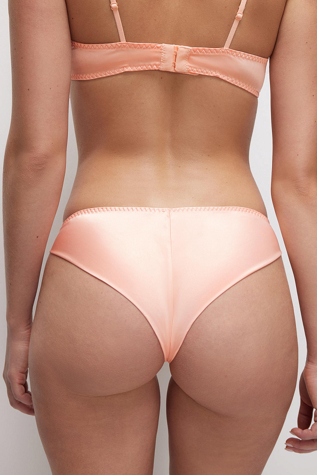 Трусы-бразильяно со средней посадкой (персиковый)