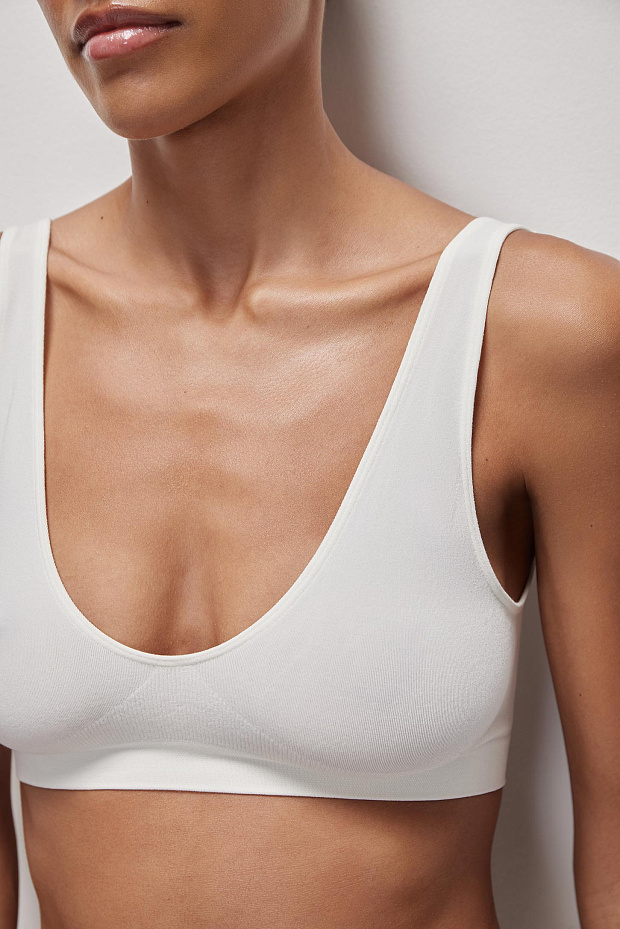 Топ на широких бретелях Бамбук (пломбир)