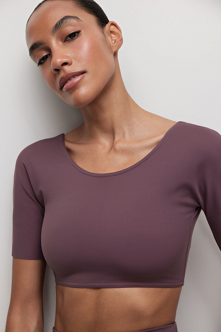 Топ с открытой спиной (инжир)