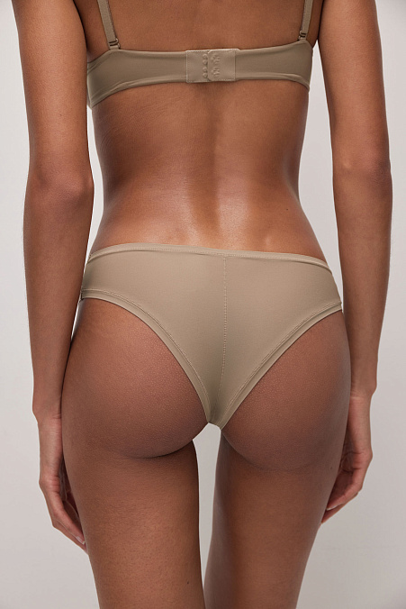 Трусы-бразилиано со средней посадкой (капучино)