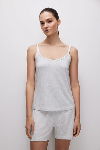 Майка на тонких бретелях из бамбукового трикотажа