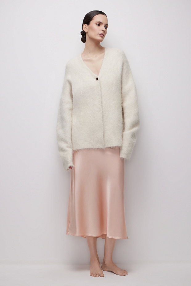 Объемный кардиган (молочный)