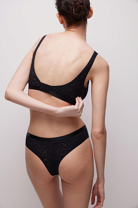 Бюстгальтер на широких бретелях (черный)