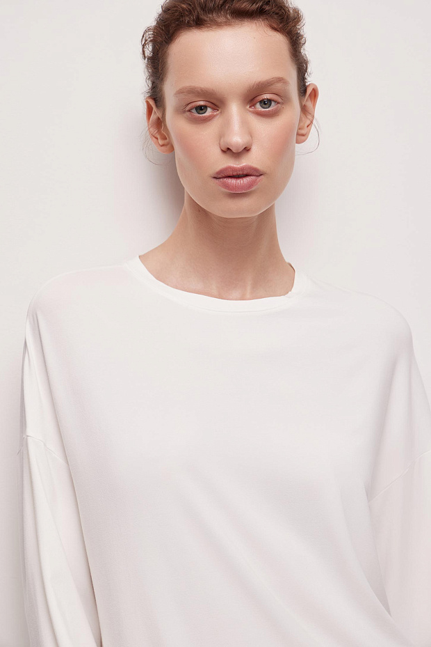 Лонгслив из бамбука (молочный)