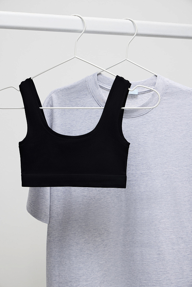 Топ на широких бретелях (черный)