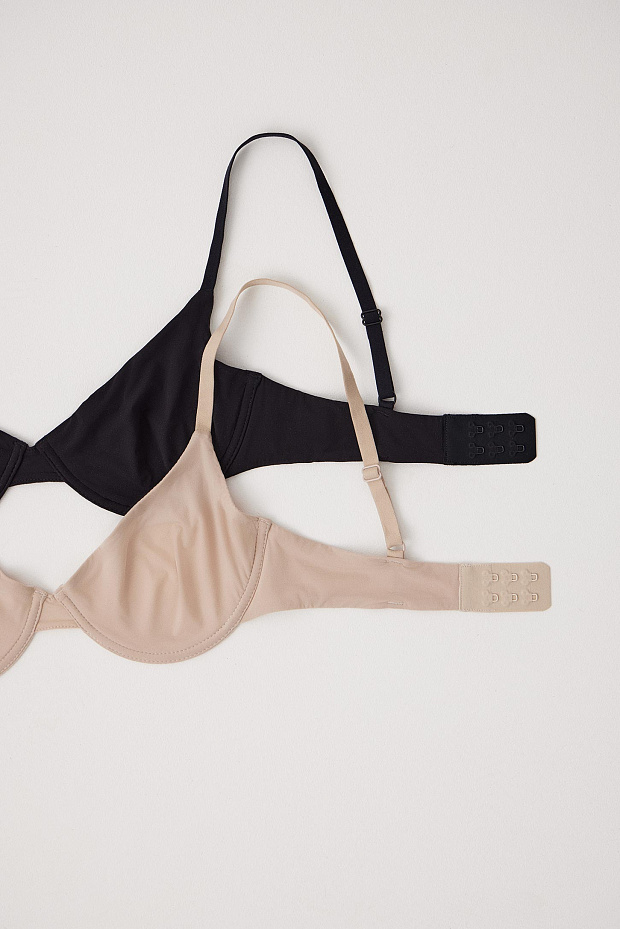 Бюстгальтер с формованной мягкой чашкой (черный)