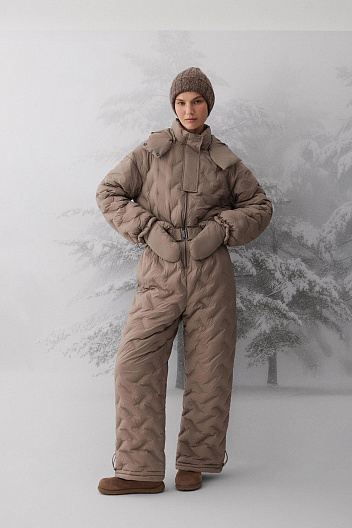 Комбинезон на пуху Apres ski
