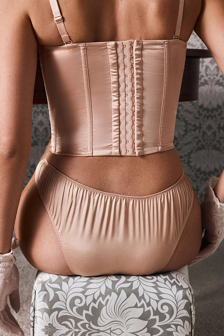 Трусы-слипы со средней посадкой (шампань)