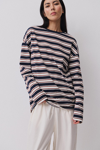 Лонгслив из хлопка Одежда для города и путешествий / Travelling