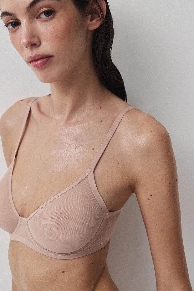 Бюстгальтер с формованной мягкой чашкой (пудрово-розовый)