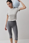 Спортивные легинсы-капри (серый)