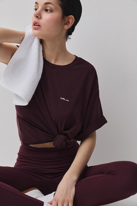 Спортивная футболка оверсайз (бордовый)