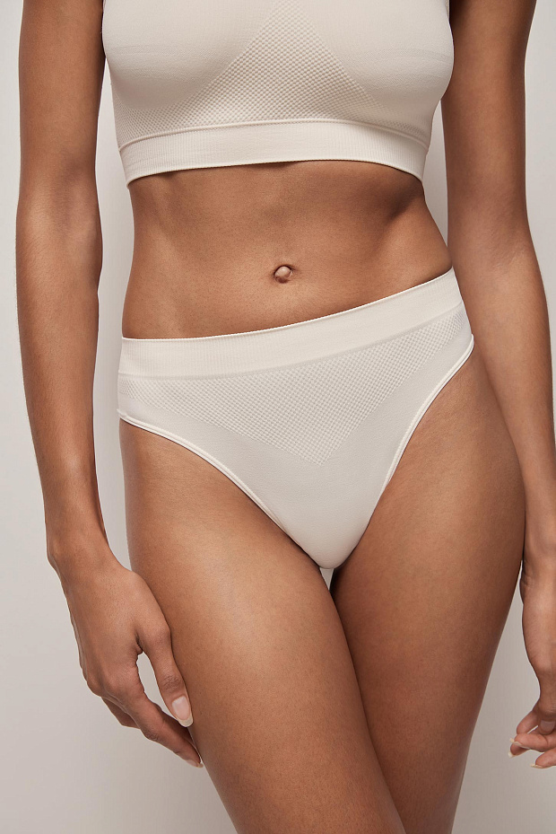 Трусы бразильяна с высокой посадкой (пломбир)