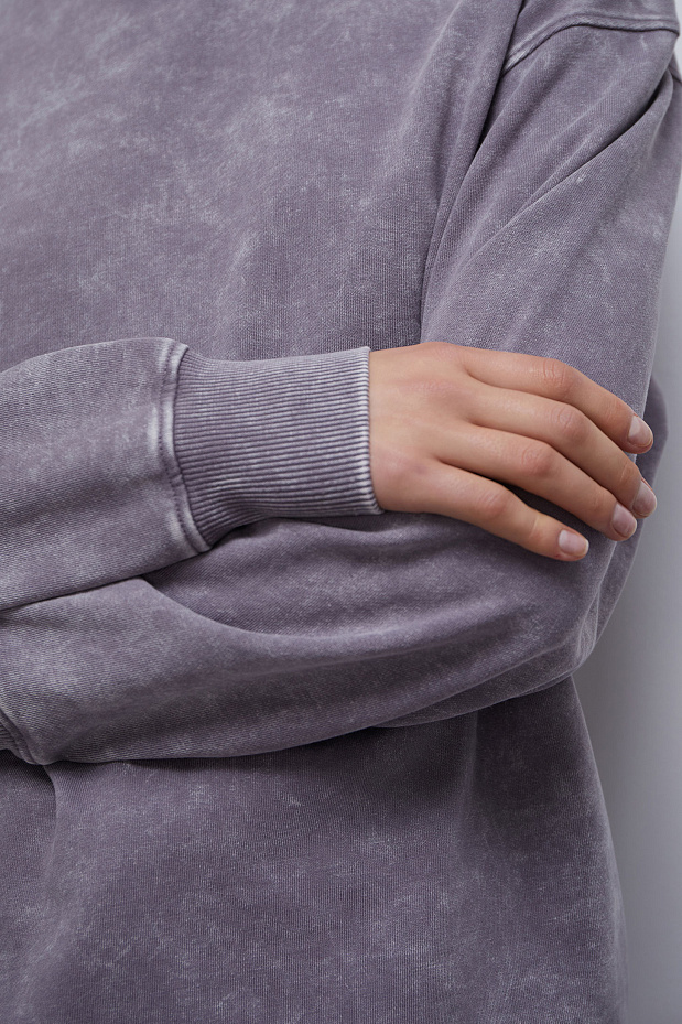 Толстовка с эффектом stonewashed (мокрый асфальт)