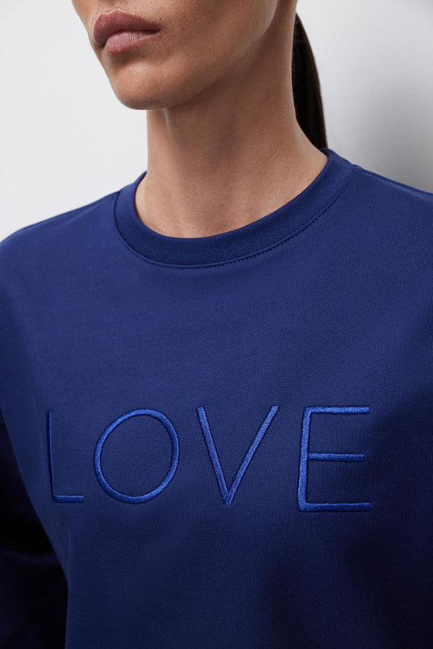 Толстовка с вышивкой LOVE (синий)