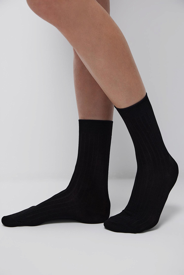 Набор хлопковых носков классической длины (белый / черный)